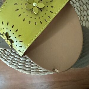 Adorable golden yellow shoes with flowers. Size 10W